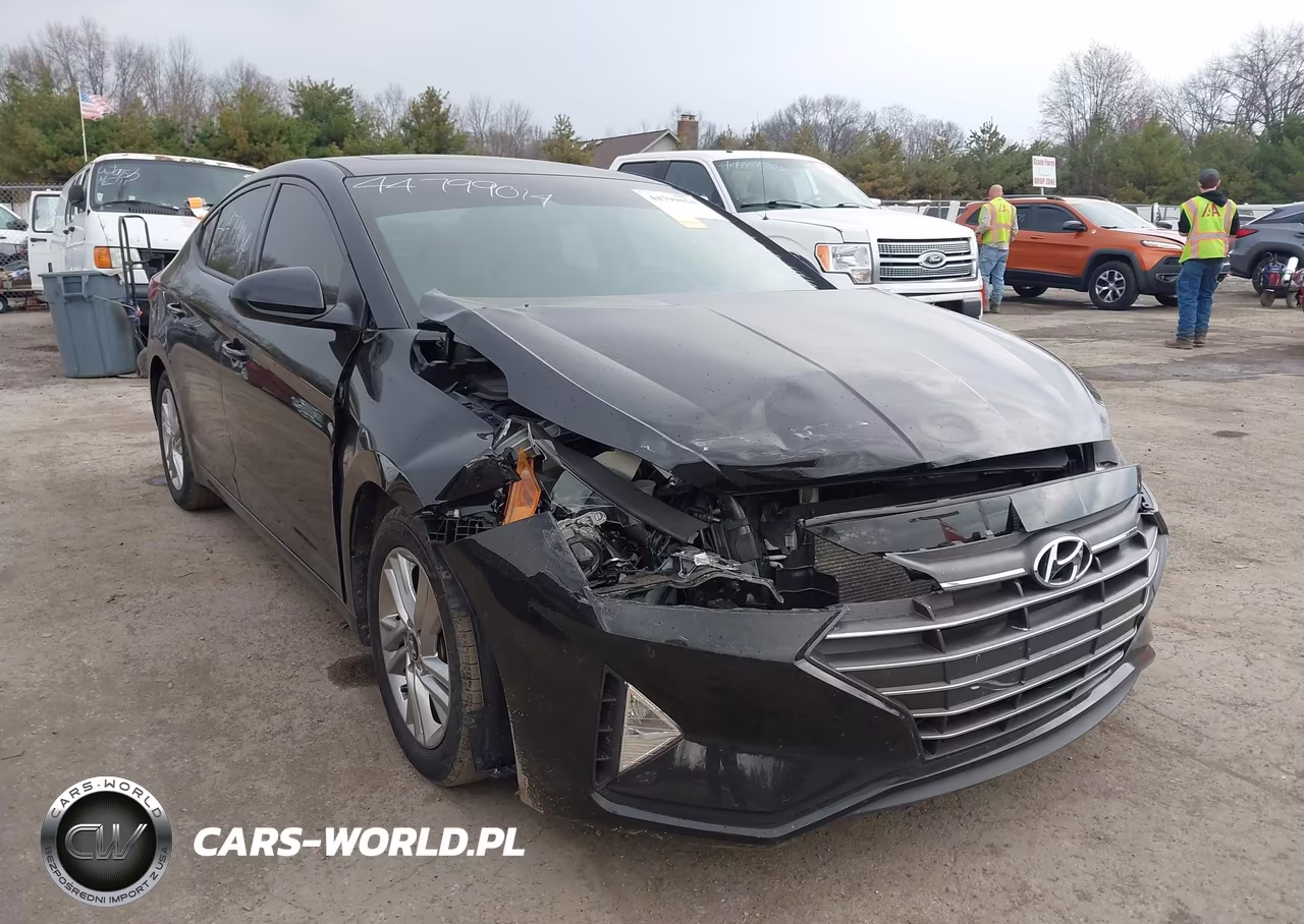 2019 Hyundai Elantra Value Edition VIN:5NPD84LFXKH404429 - 6
