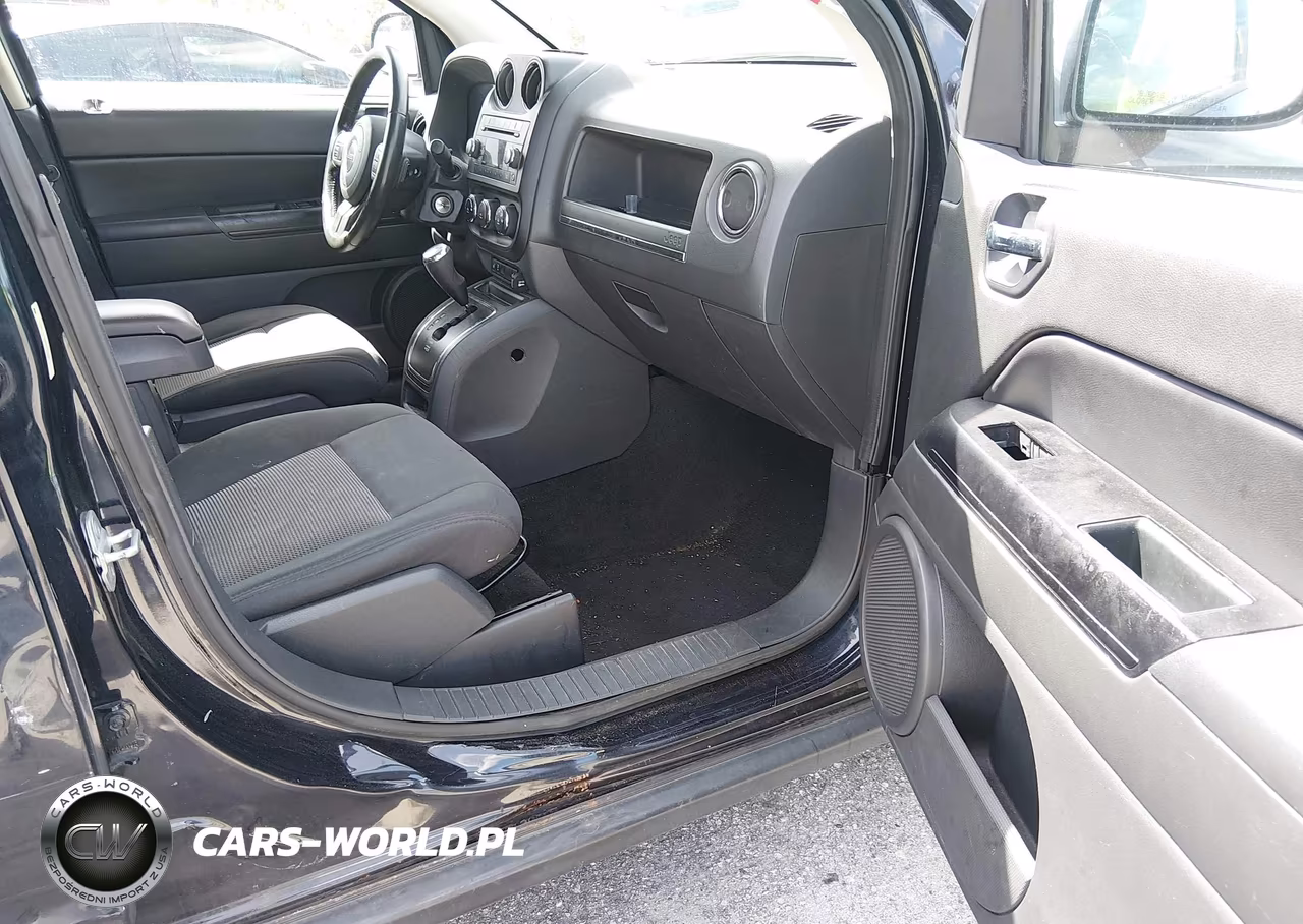 2011 Jeep Compass VIN:1J4NT1FB0BD137750 - 5