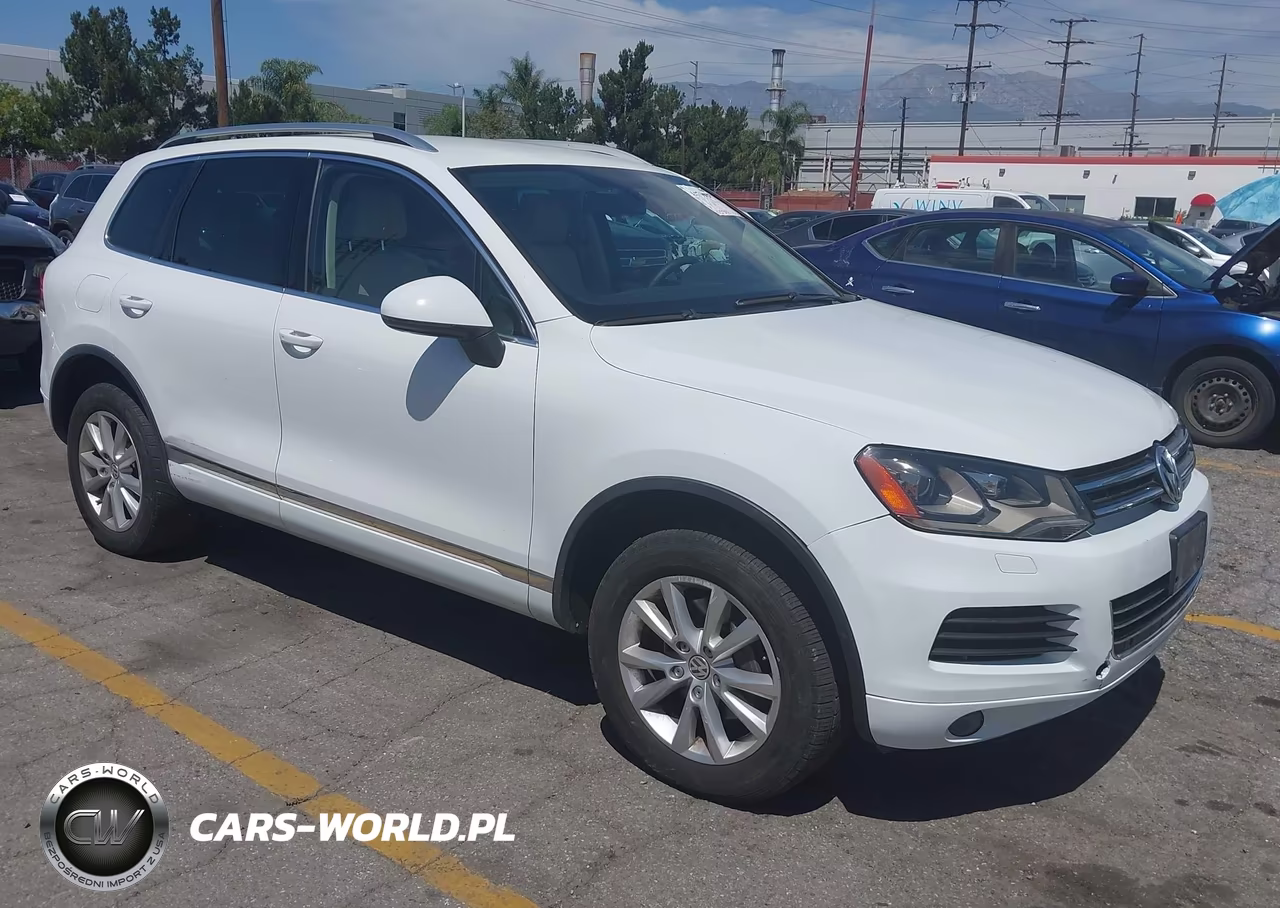 2014 Volkswagen Touareg 3.6L Sport
