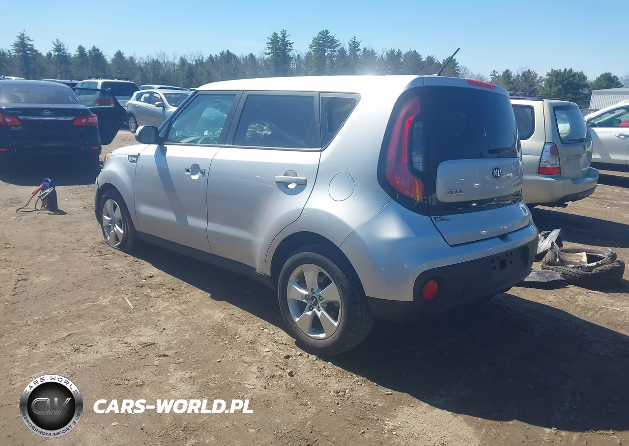 2017 Kia Soul ! VIN:KNDJN2A26H7431639 - 3