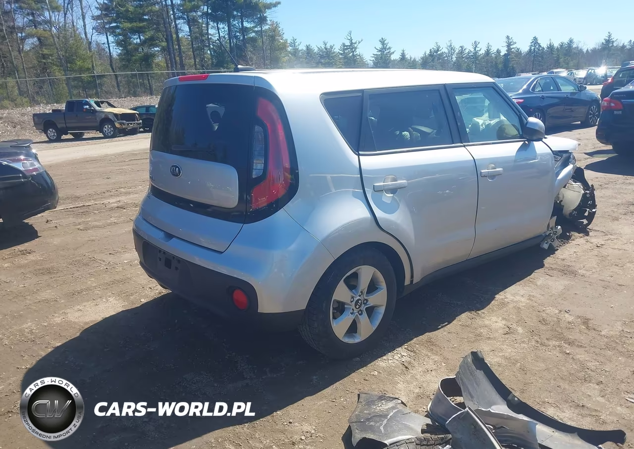 2017 Kia Soul ! VIN:KNDJN2A26H7431639 - 4