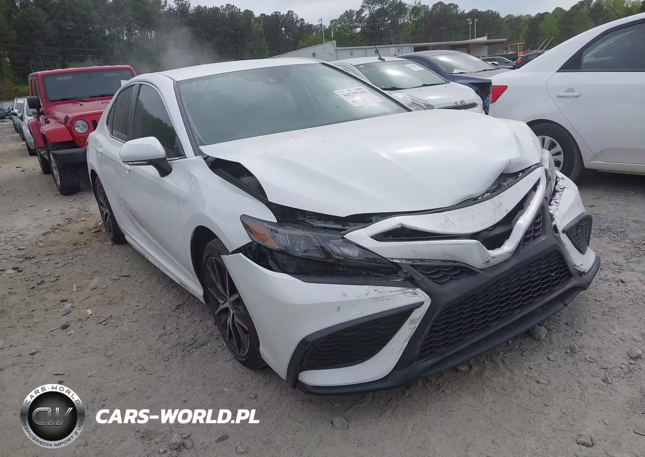 2024 Toyota Camry Se – zdjęcie 1 z 16