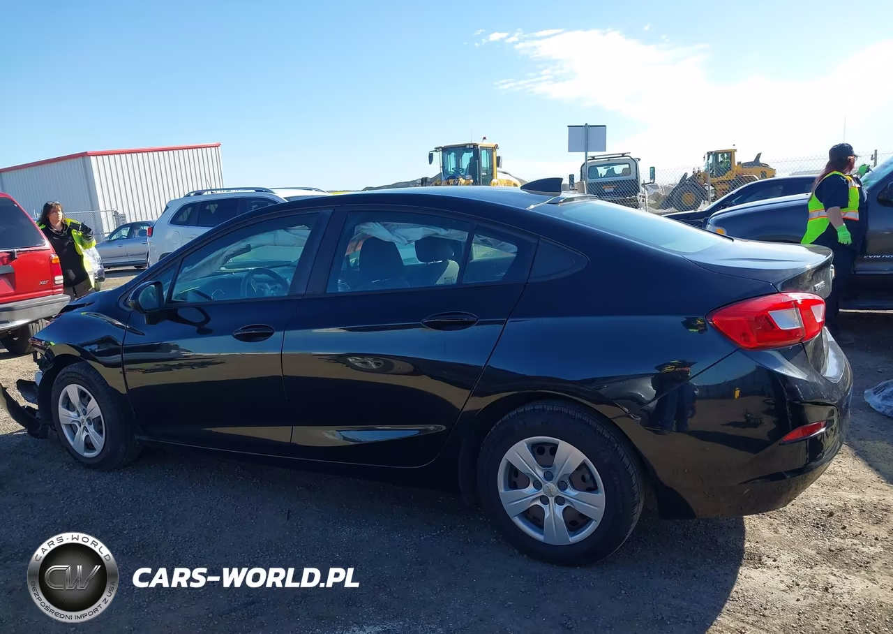 2018 Chevrolet Cruze Ls Auto VIN:1G1BC5SM0J7137776 - 15