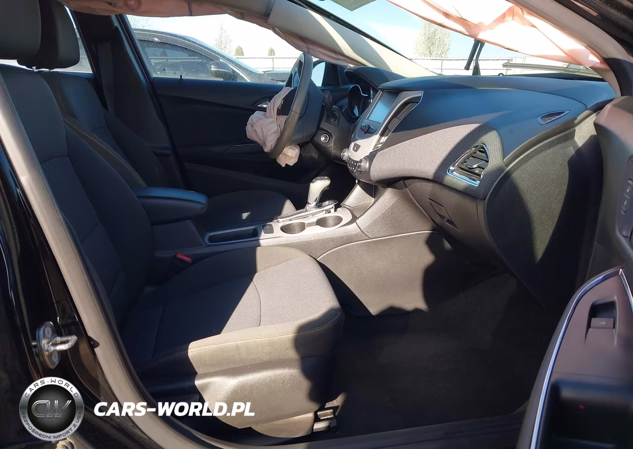 2018 Chevrolet Cruze Ls Auto VIN:1G1BC5SM0J7137776 - 5