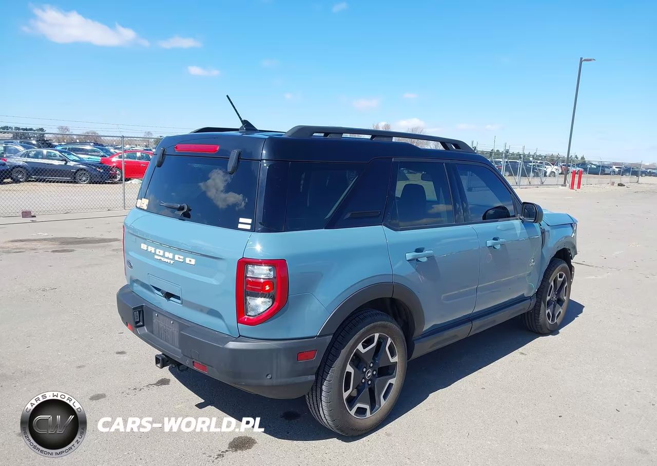2022 Ford Bronco Sport Outer Banks VIN:3FMCR9C66NRD08171 - 4