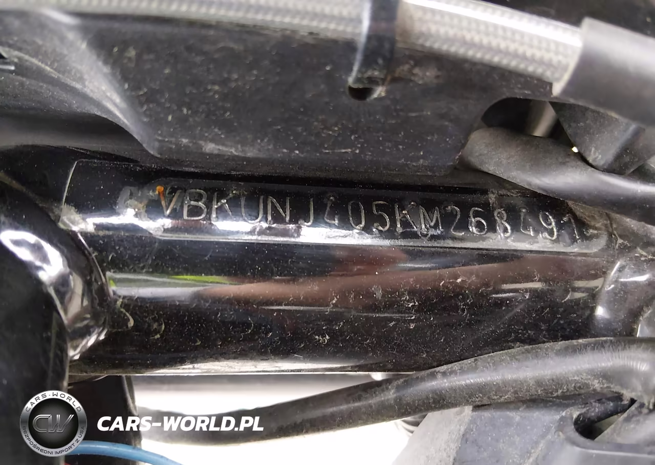 2019 Husqvarna Svartpilen 401 VIN:VBKUNJ405KM268491 - 10