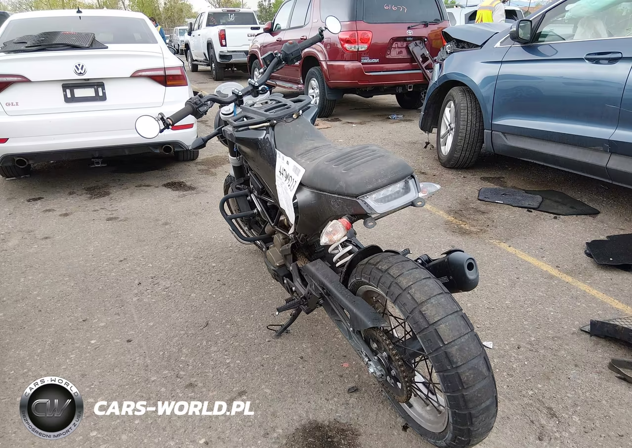 2019 Husqvarna Svartpilen 401 VIN:VBKUNJ405KM268491 - 3