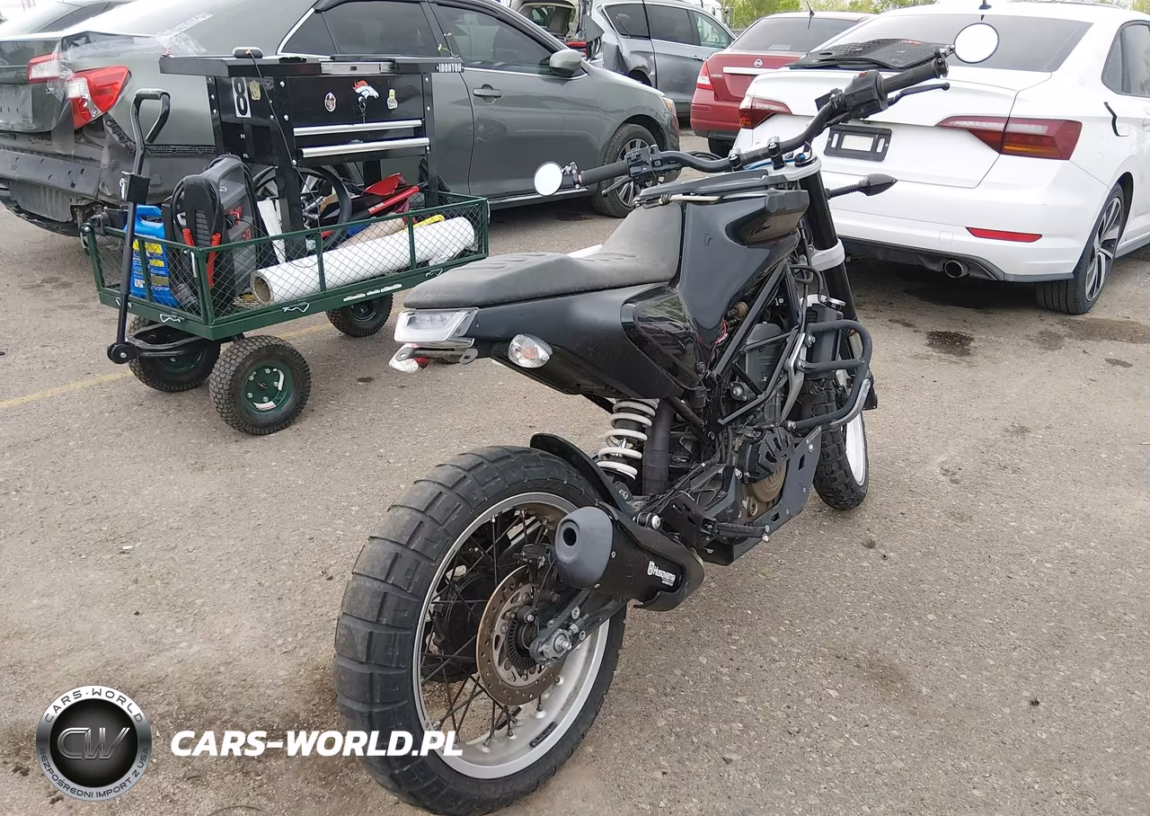 2019 Husqvarna Svartpilen 401 VIN:VBKUNJ405KM268491 - 4