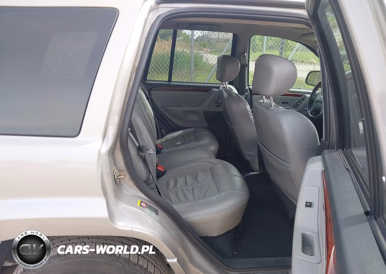 2002 Jeep Grand Cherokee Overland VIN:1J8GW68JX2C152147 - 8