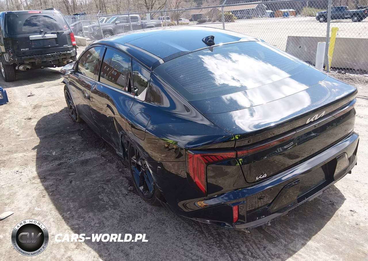 2025 Kia K4 Gt-Line Turbo VIN:3KPFW4DC8SE139999 - 3
