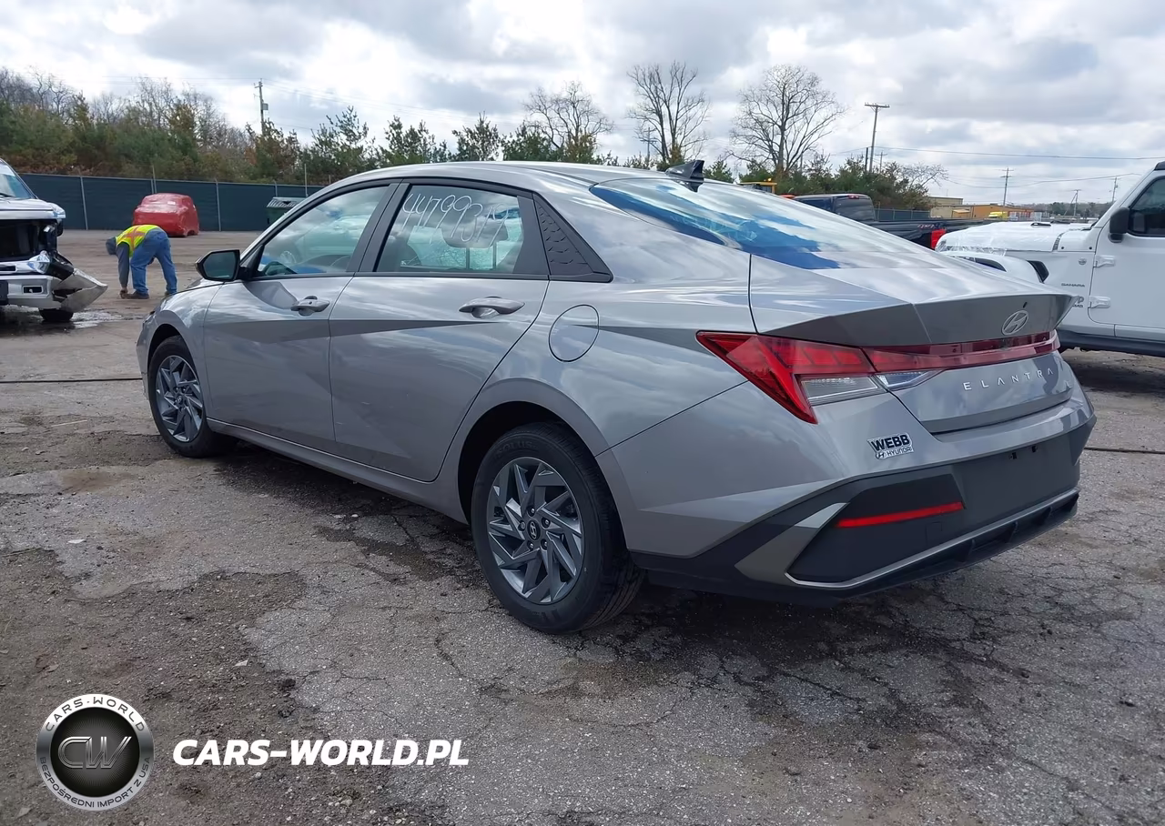 2025 Hyundai Elantra Hybrid Blue VIN:KMHLM4DJ9SU164995 - 3