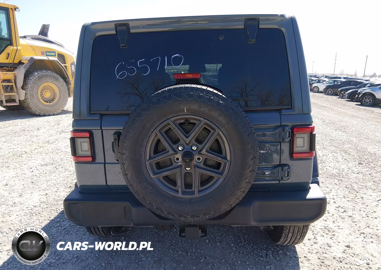 2025 Jeep Wrangler 4-Door Summit 4X4 VIN:1C4PJXDN2SW655710 - 16