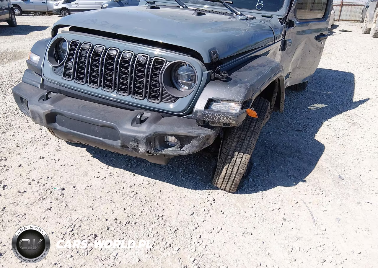 2025 Jeep Wrangler 4-Door Summit 4X4 VIN:1C4PJXDN2SW655710 - 6