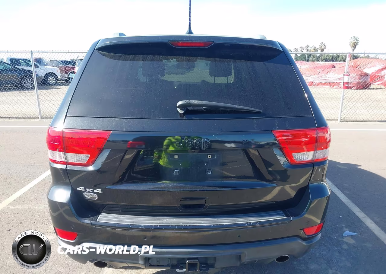 2011 Jeep Grand Cherokee Overland VIN:1J4RR6GT1BC605415 - 16