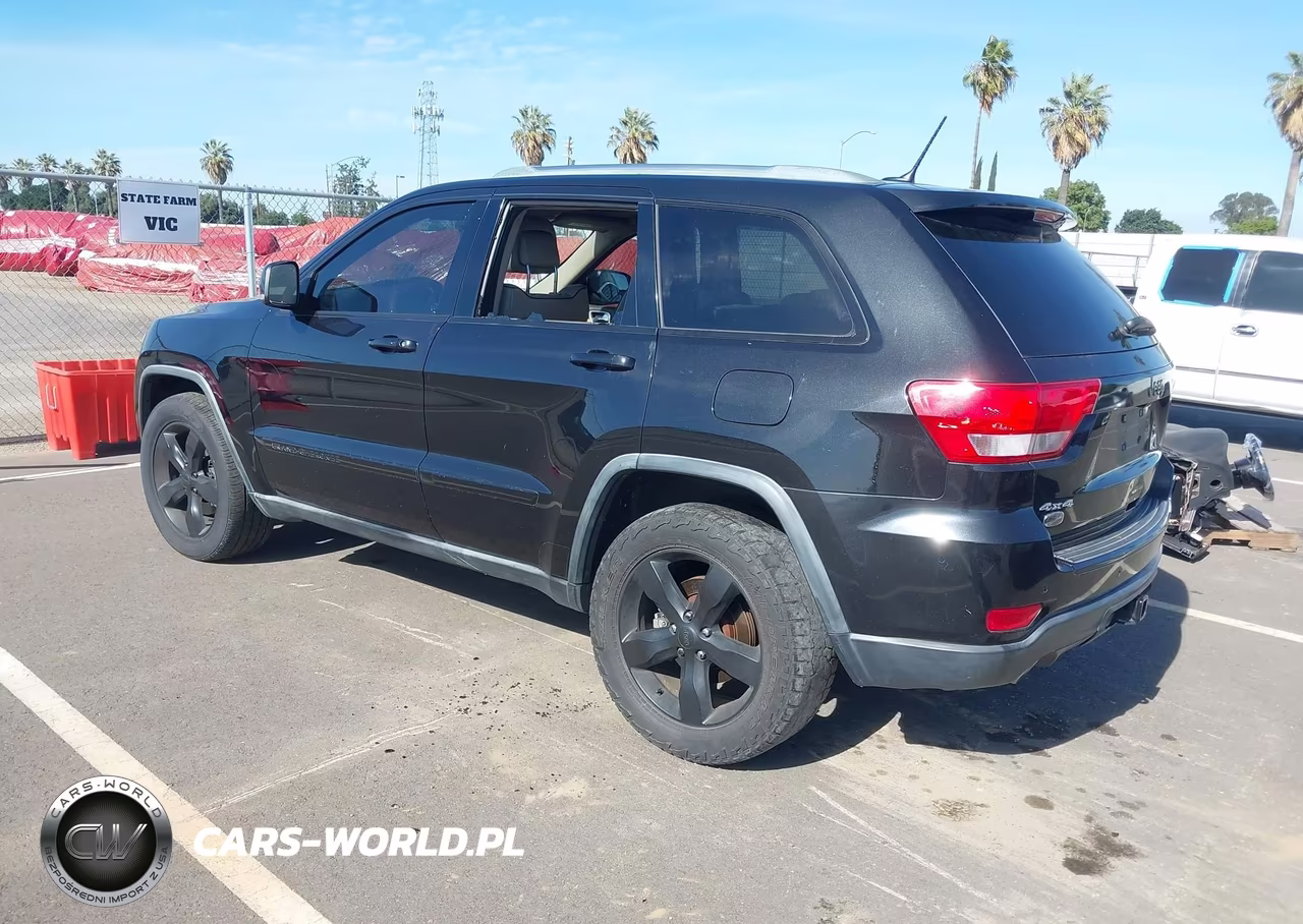 2011 Jeep Grand Cherokee Overland VIN:1J4RR6GT1BC605415 - 3