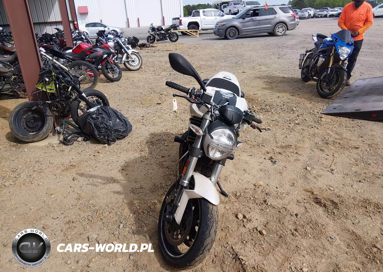 2009 Ducati Monster 696 VIN:ZDM1RADNX9B016203 - 5