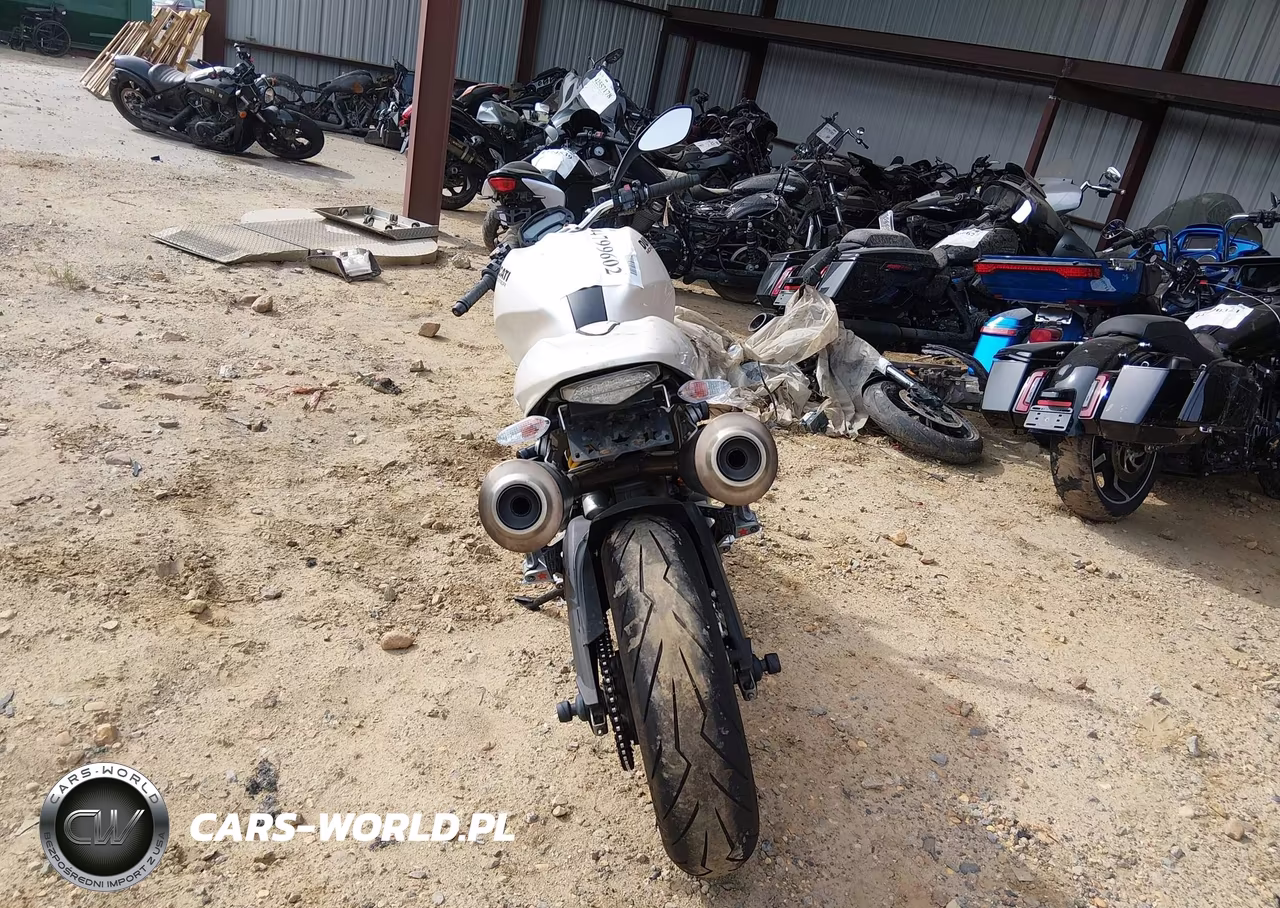 2009 Ducati Monster 696 VIN:ZDM1RADNX9B016203 - 6