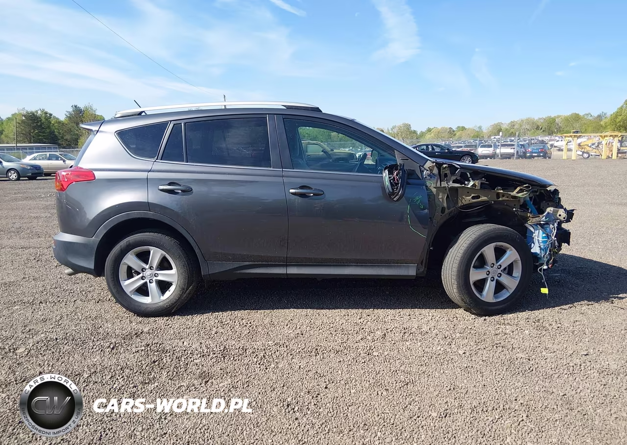 2013 Toyota Rav4 Xle VIN:2T3WFREVXDW009114 - 14