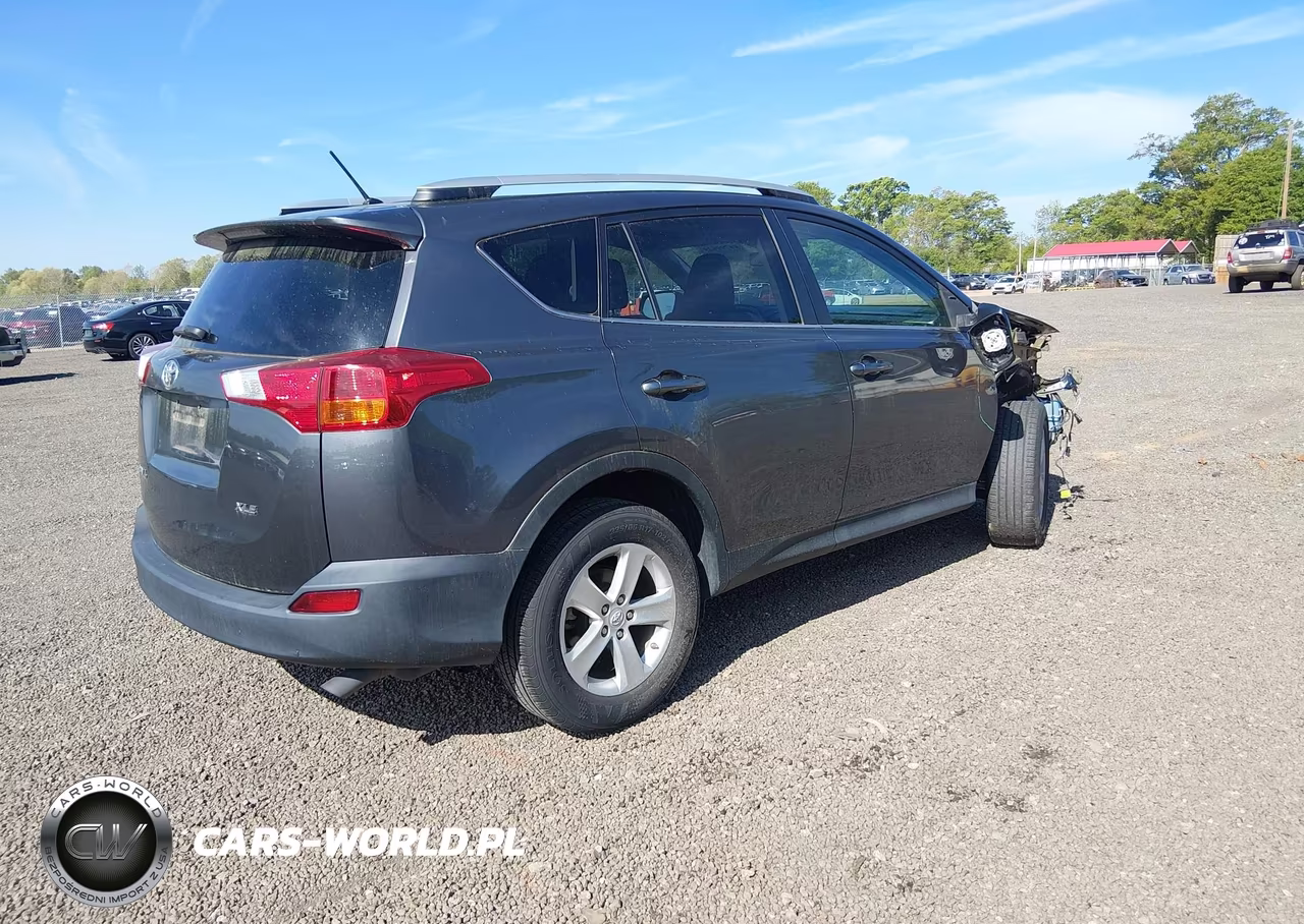 2013 Toyota Rav4 Xle VIN:2T3WFREVXDW009114 - 4