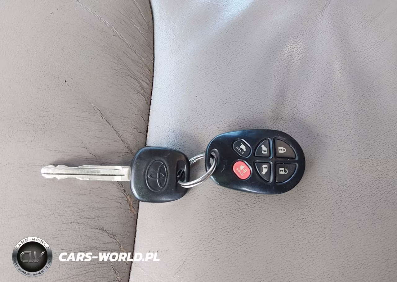 2008 Toyota Sienna Xle VIN:5TDZK22CX8S103343 - 11