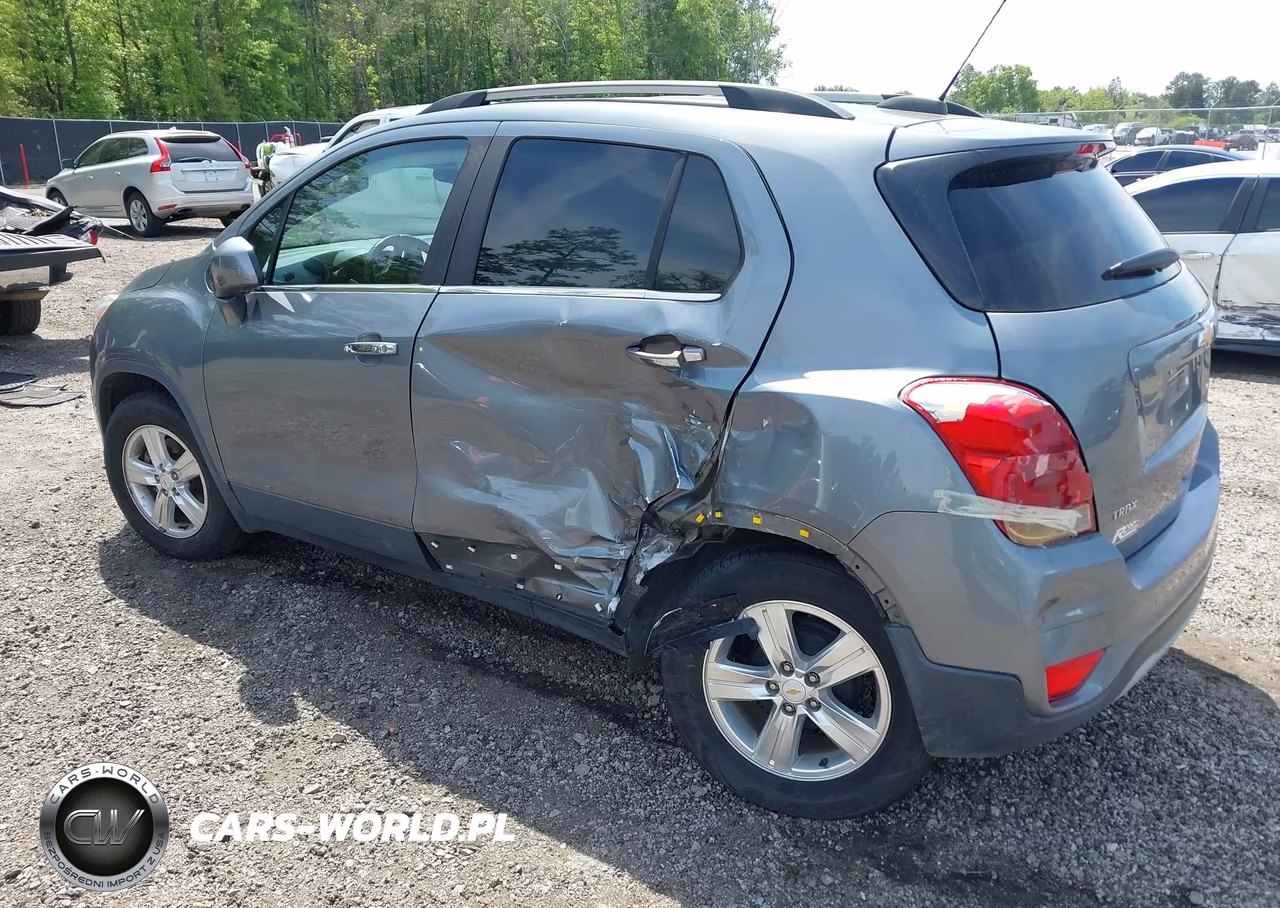 2019 Chevrolet Trax Lt VIN:KL7CJLSB3KB860358 - 3