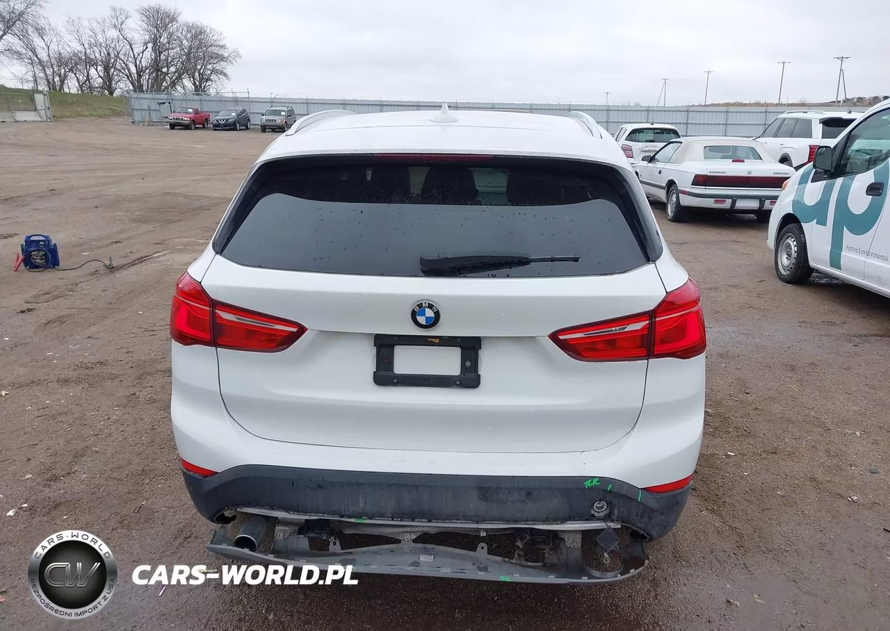 2018 BMW X1 xDrive28I VIN:WBXHT3C31J5F90169 - 16