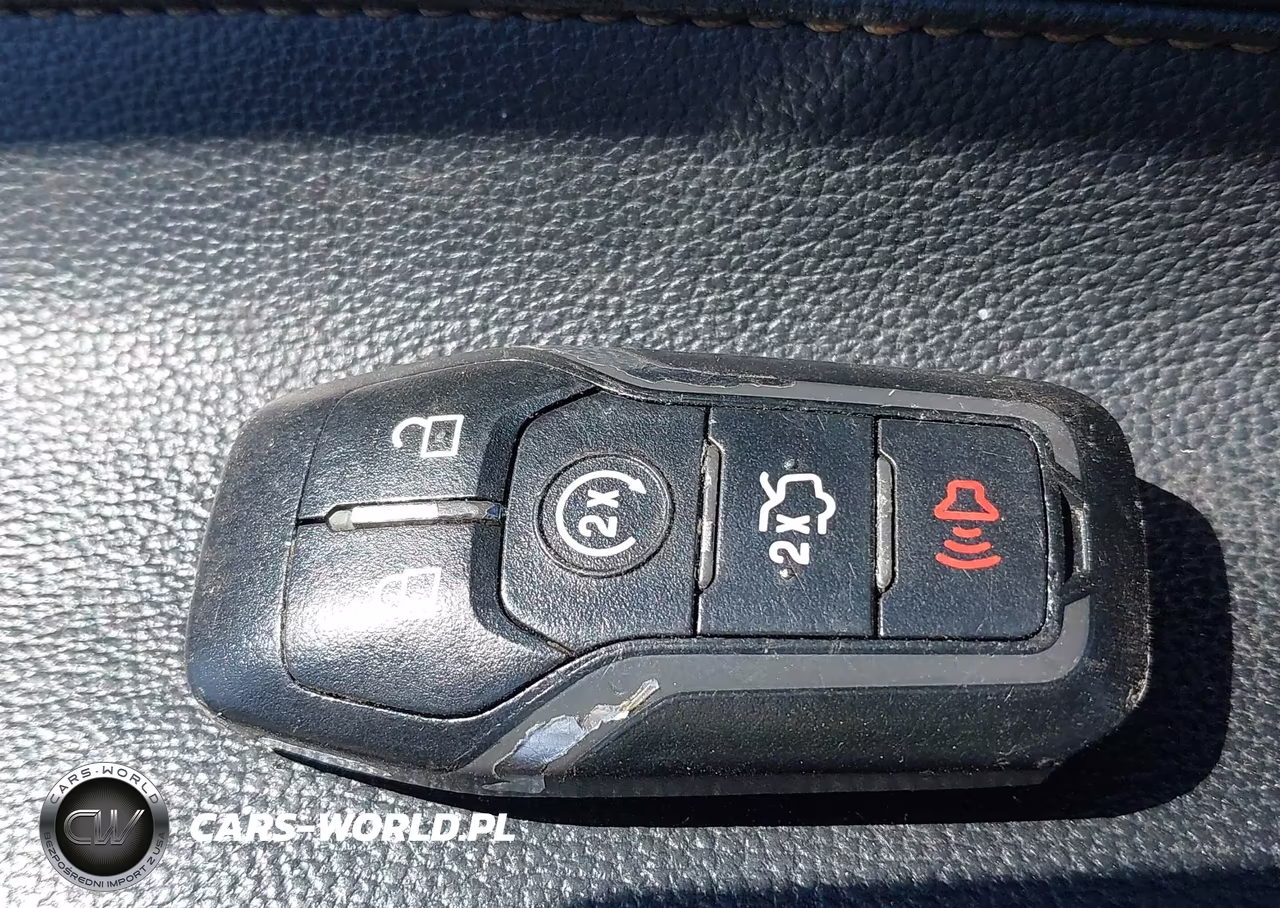 2015 Ford Mustang Ecoboost VIN:1FA6P8TH6F5340602 - 11