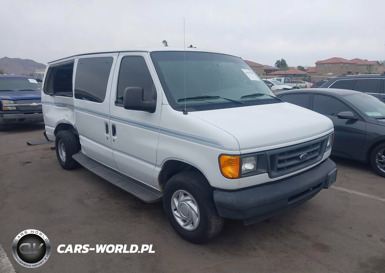 2003 Ford E-150 Commercial-Recreational