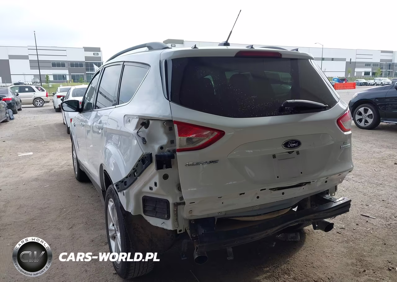 2016 Ford Escape Se VIN:1FMCU0GXXGUB48773 - 3