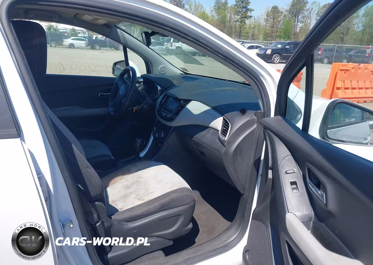 2020 Chevrolet Trax Fwd Ls VIN:3GNCJKSB3LL183364 - 5
