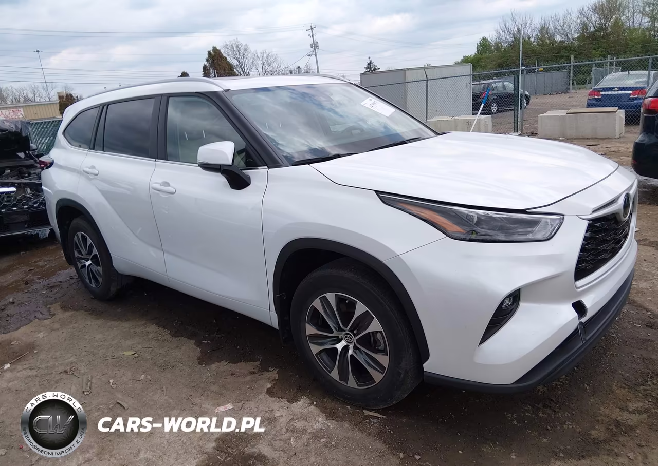 2024 Toyota Highlander Xle – zdjęcie 1 z 17