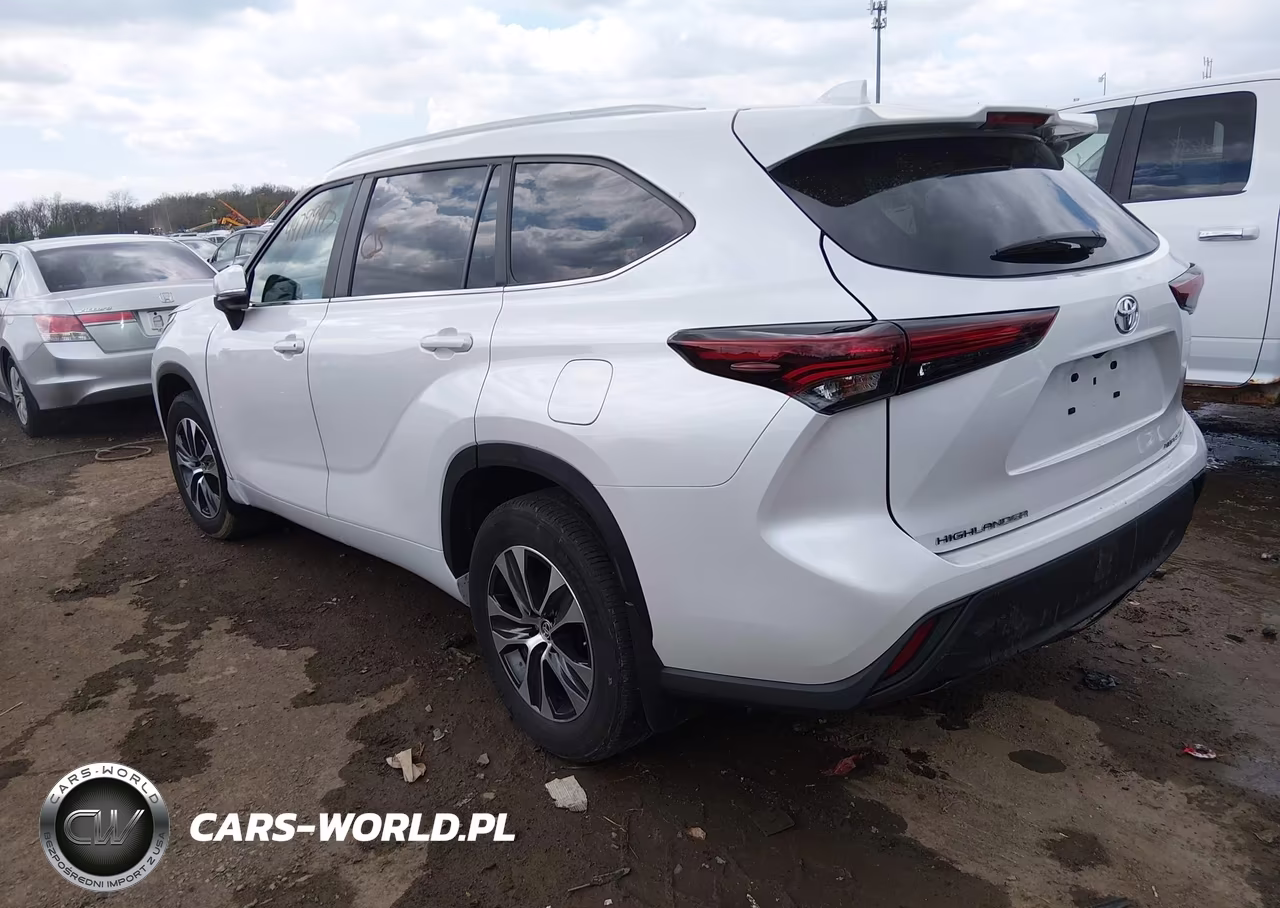 2024 Toyota Highlander Xle VIN:5TDKDRBH2RS545969 - 3