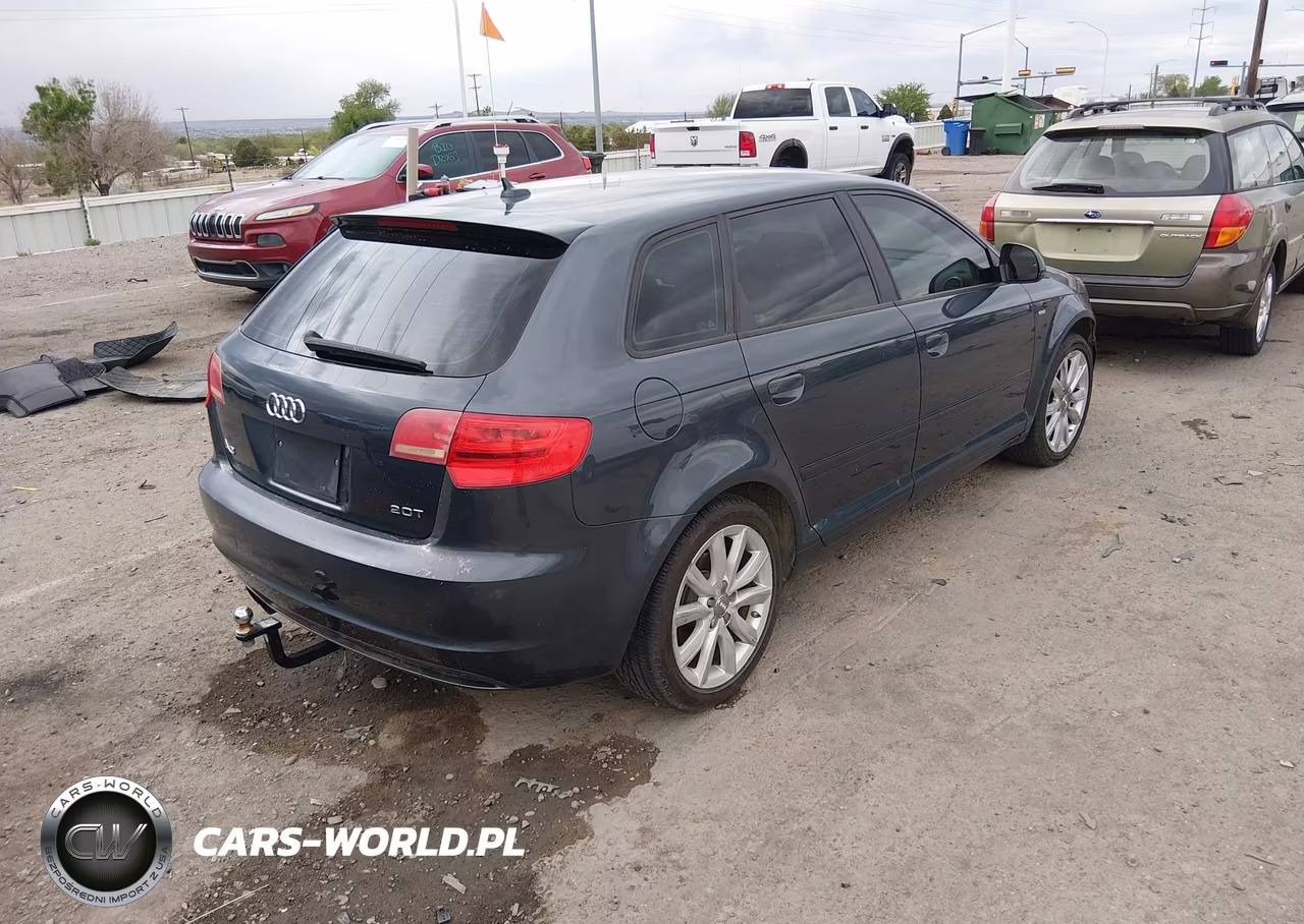 2010 Audi A3 2.0T Premium VIN:WAUBEAFMXAA115675 - 4
