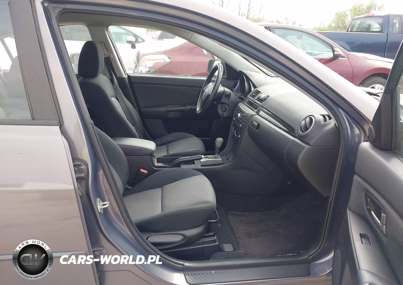 2007 Mazda Mazda3 I Touring VIN:JM1BK12FX71621552 - 5