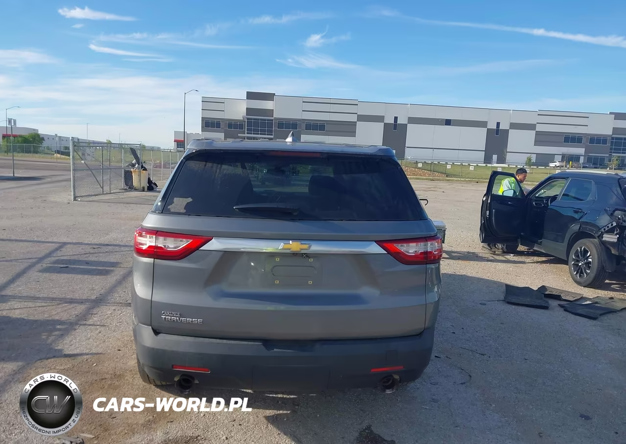 2019 Chevrolet Traverse Ls VIN:1GNERFKW8KJ283090 - 16