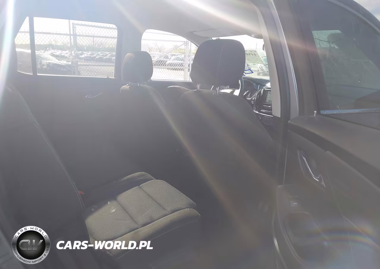 2019 Chevrolet Traverse Ls VIN:1GNERFKW8KJ283090 - 8