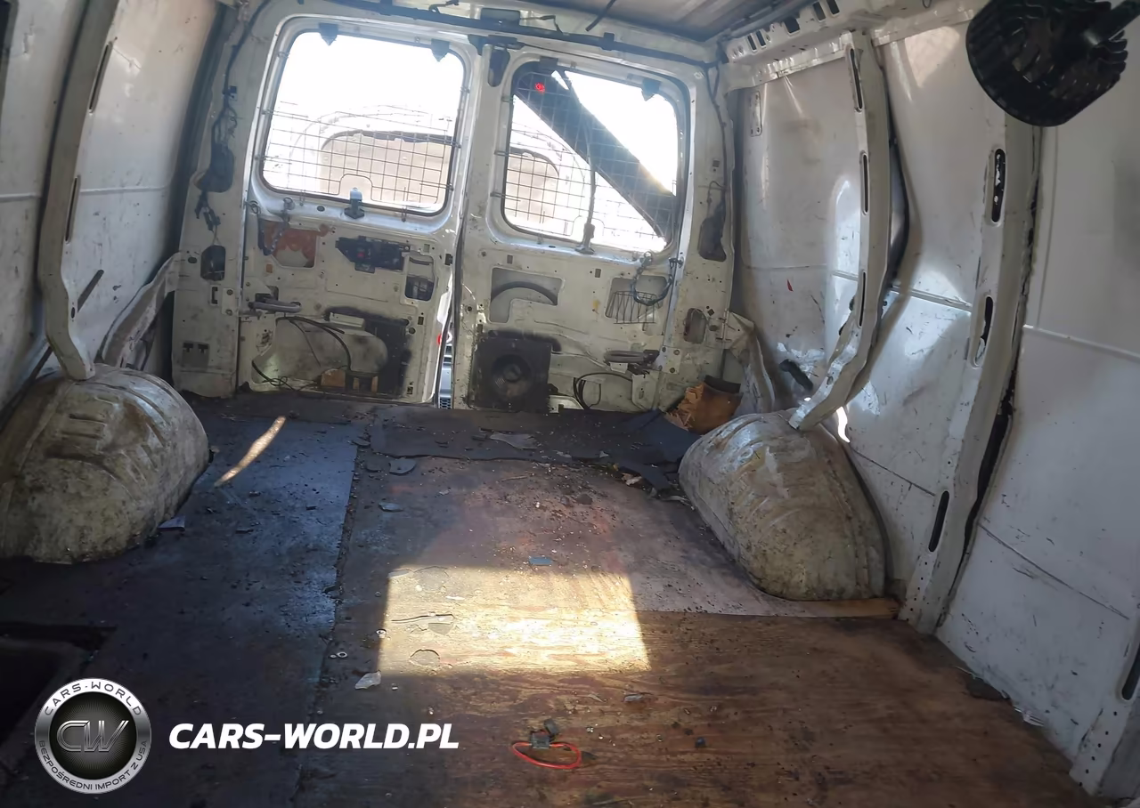 2008 GMC Savana Work Van VIN:1GTHG35K781195224 - 8