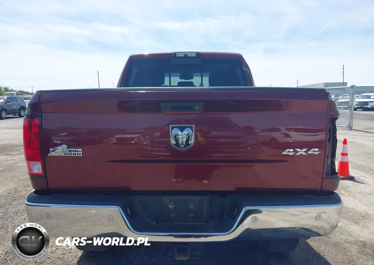 2017 Ram 2500 Big Horn 4X4 6'4 Box VIN:3C6UR5DL1HG694429 - 16