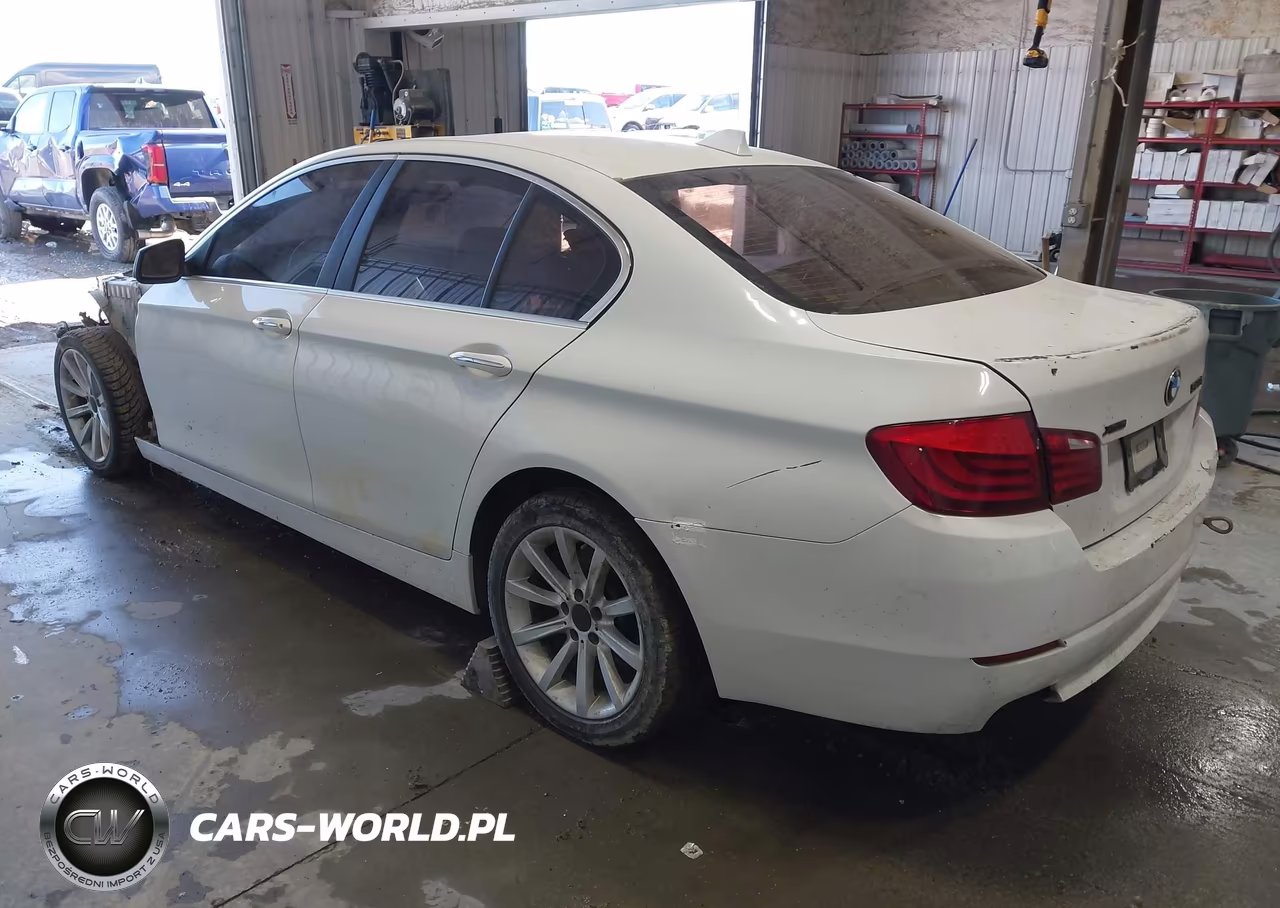 2013 BMW 528I xDrive VIN:WBAXH5C5XDD107967 - 3