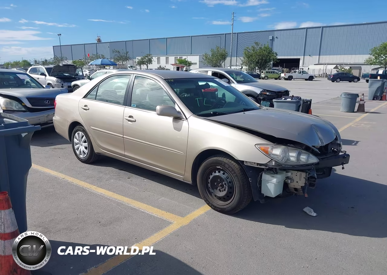 2005 Toyota Camry Le