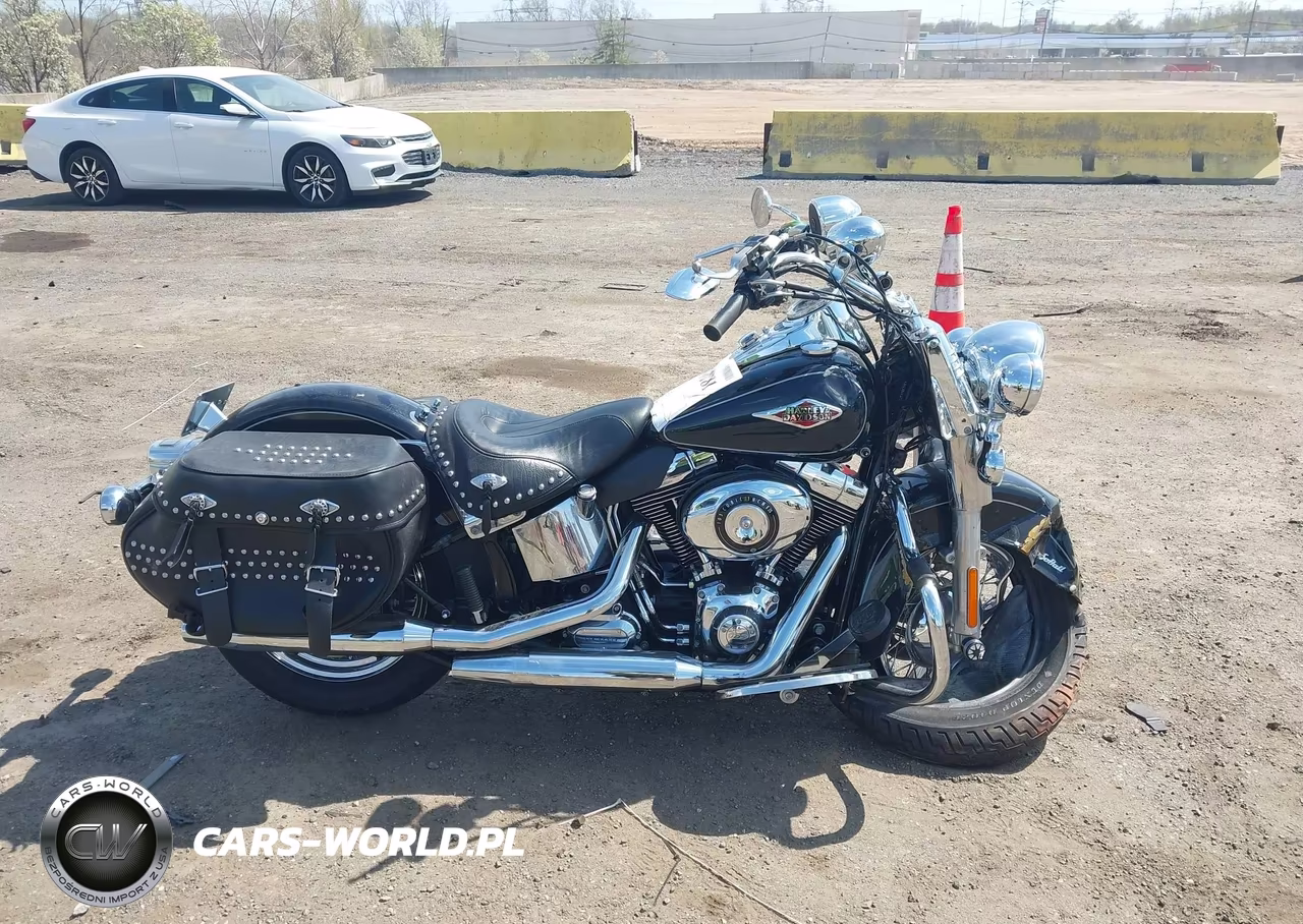 2013 Harley-Davidson Flstc Heritage Softail Classic VIN:1HD1BWV17DB047778 - 12