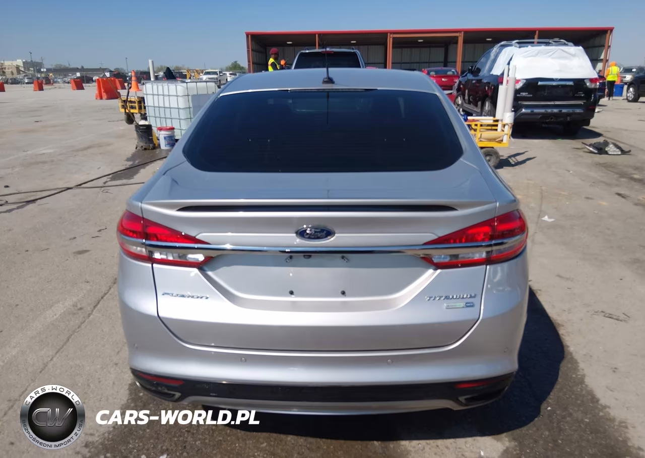 2018 Ford Fusion Titanium VIN:3FA6P0D98JR193973 - 16