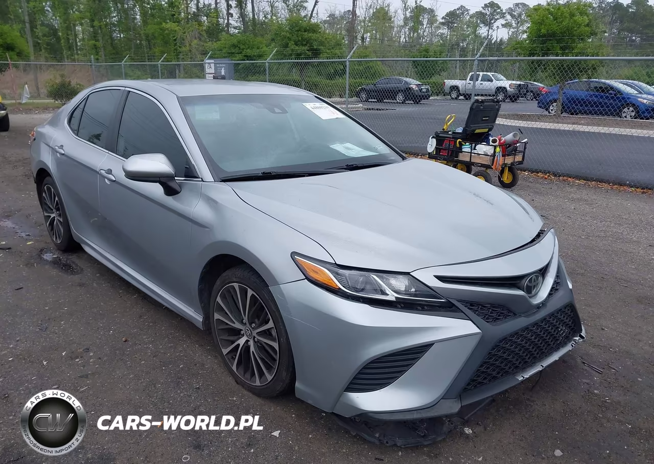 2020 Toyota Camry Se