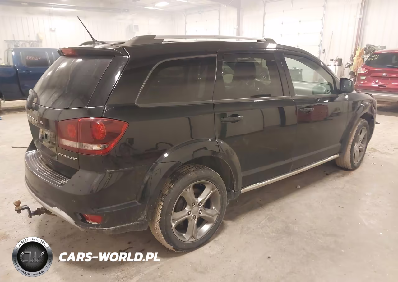 2016 Dodge Journey Crossroad Plus VIN:3C4PDDGGXGT173339 - 4