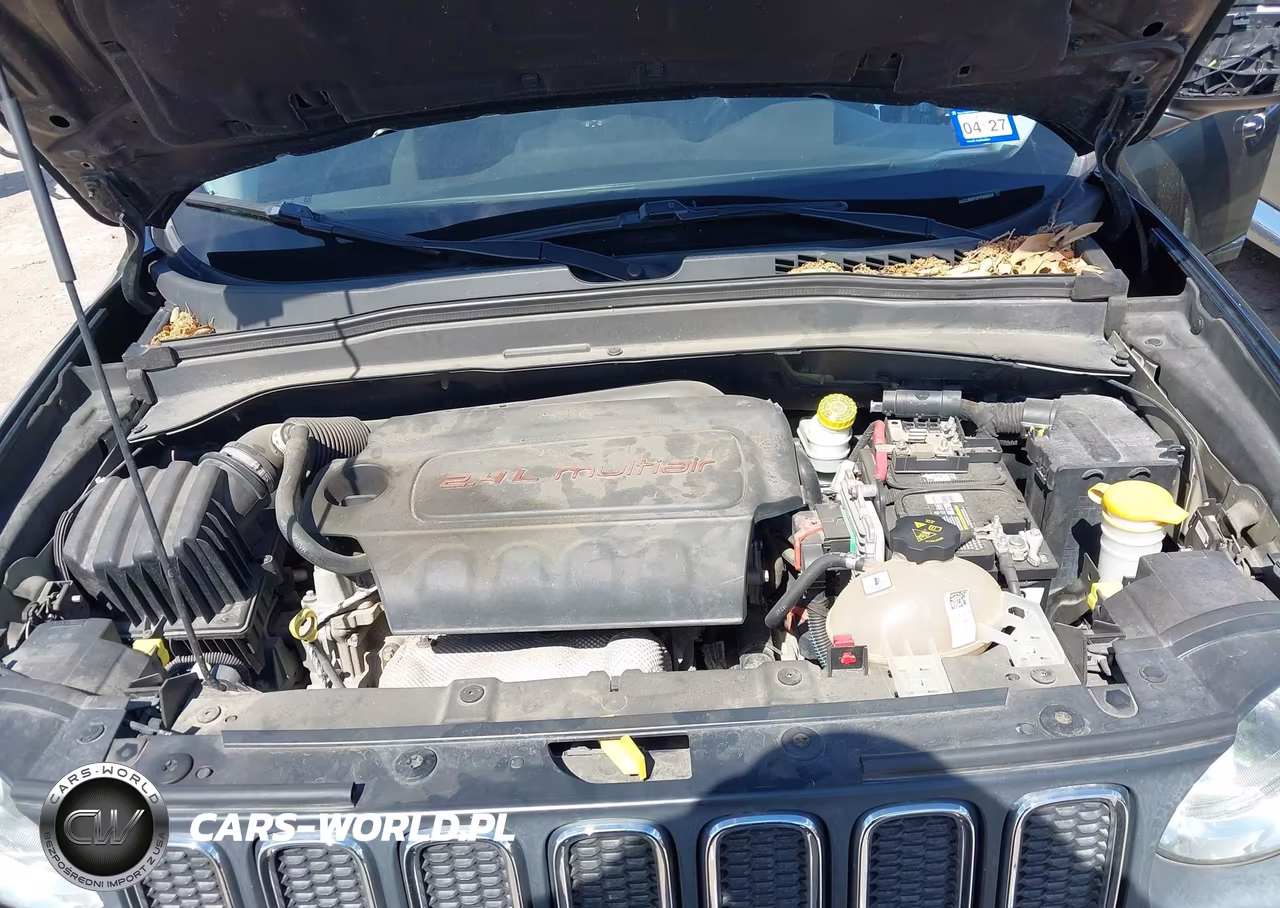 2015 Jeep Renegade Latitude VIN:ZACCJBBT0FPB49556 - 10