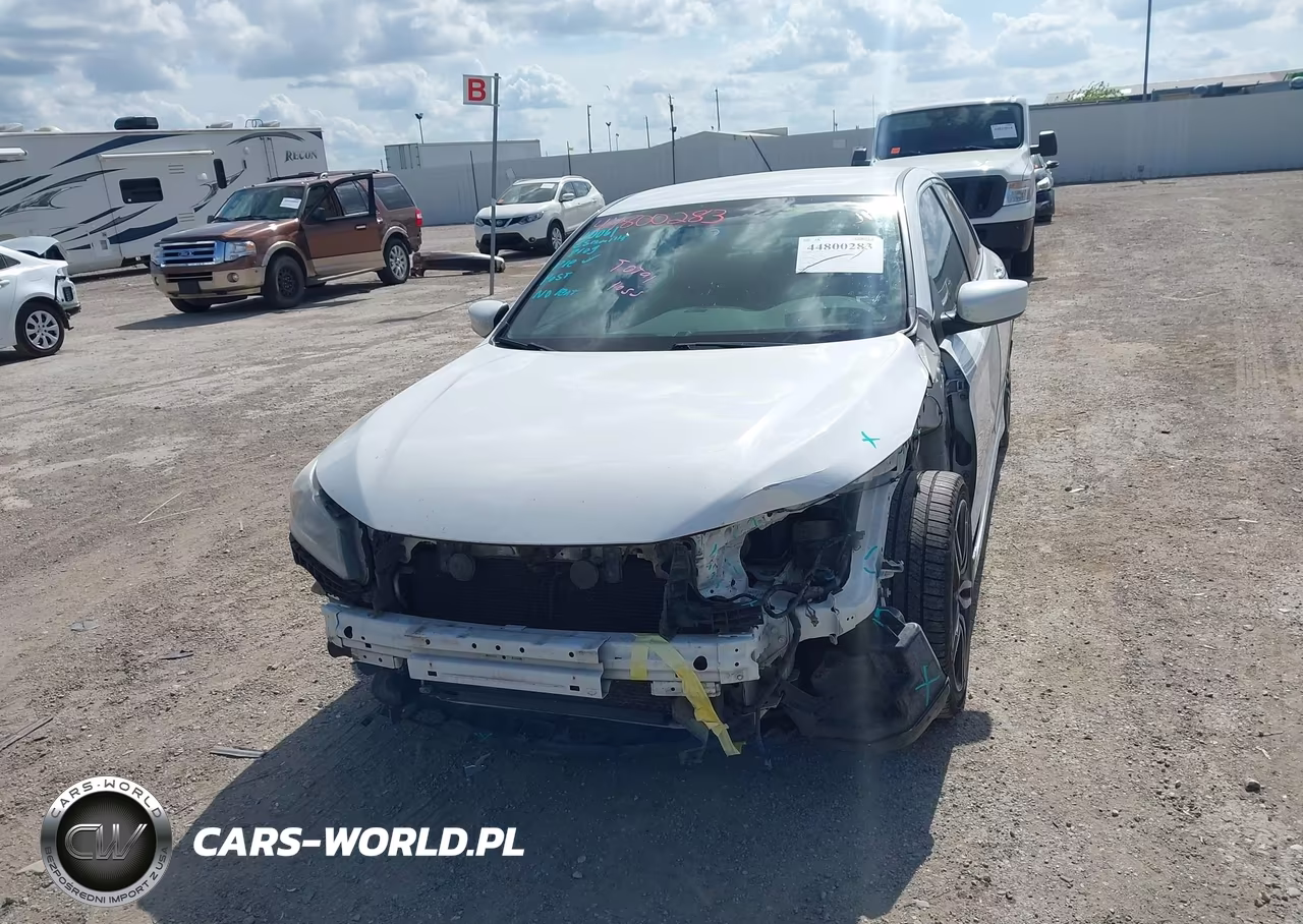 2017 Honda Accord Sport VIN:1HGCR2F51HA005751 - 12