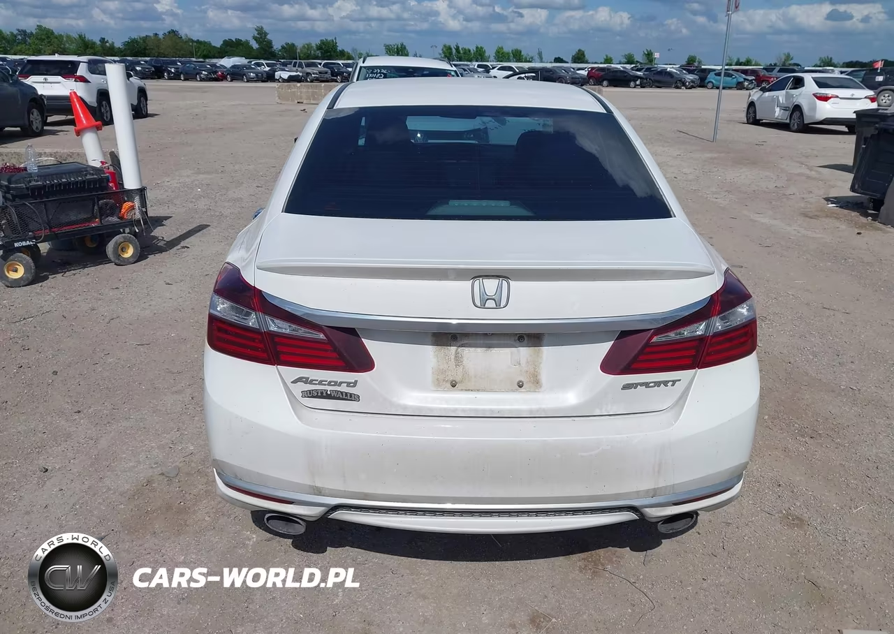 2017 Honda Accord Sport VIN:1HGCR2F51HA005751 - 16