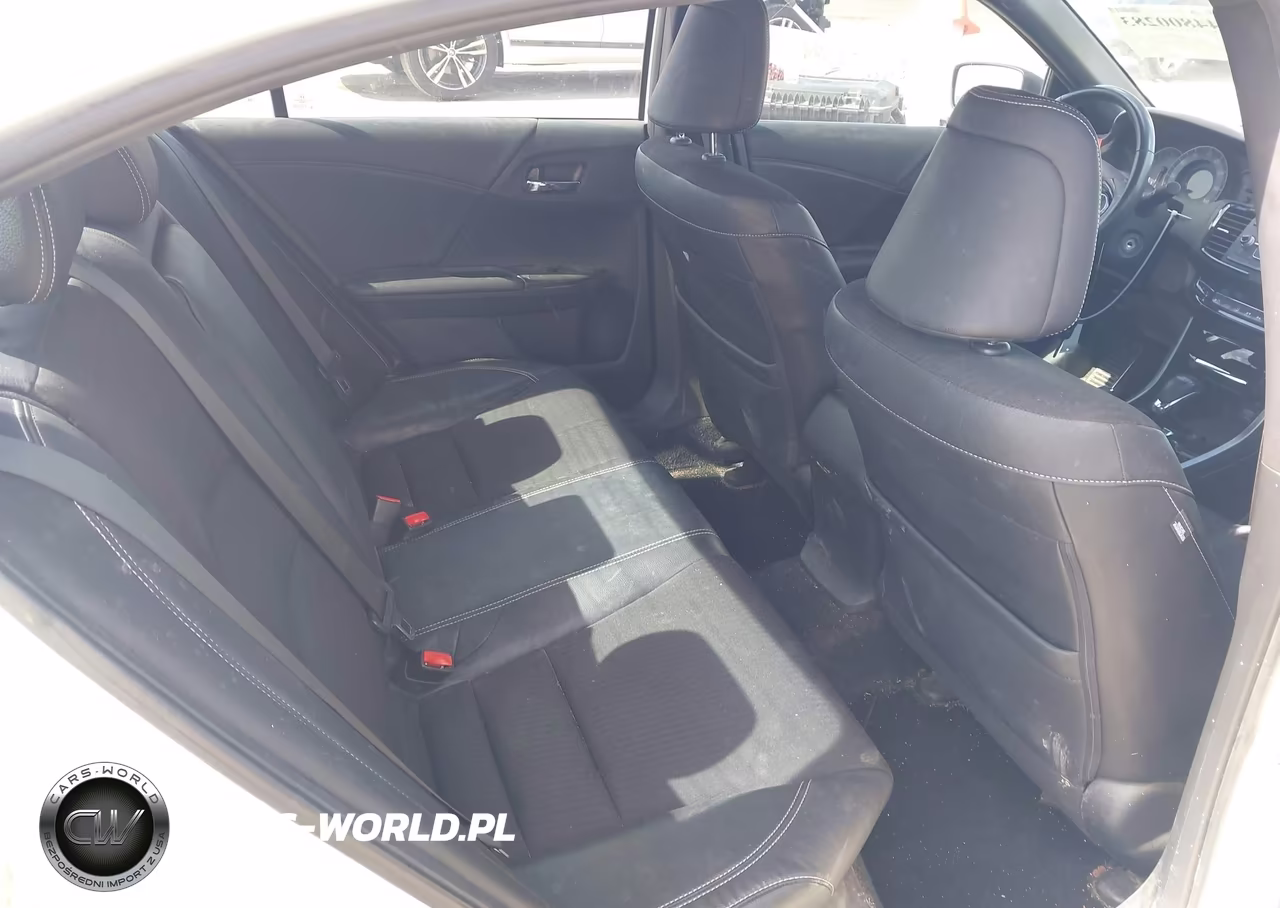 2017 Honda Accord Sport VIN:1HGCR2F51HA005751 - 8