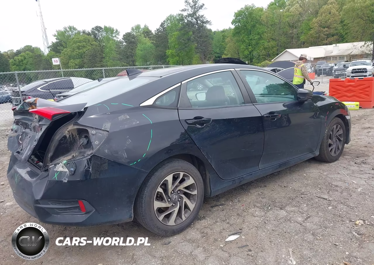2018 Honda Civic Ex VIN:2HGFC2F74JH575170 - 4