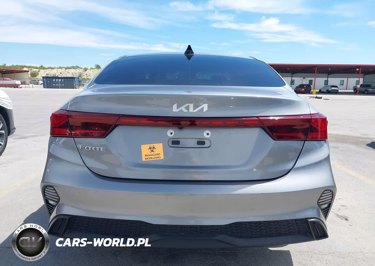 2024 Kia Forte Lxs VIN:3KPF24AD7RE770049 - 17